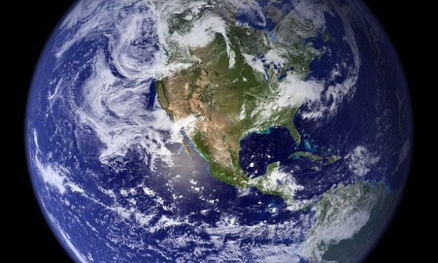 ¿Un Papa excomulgó a un planeta?