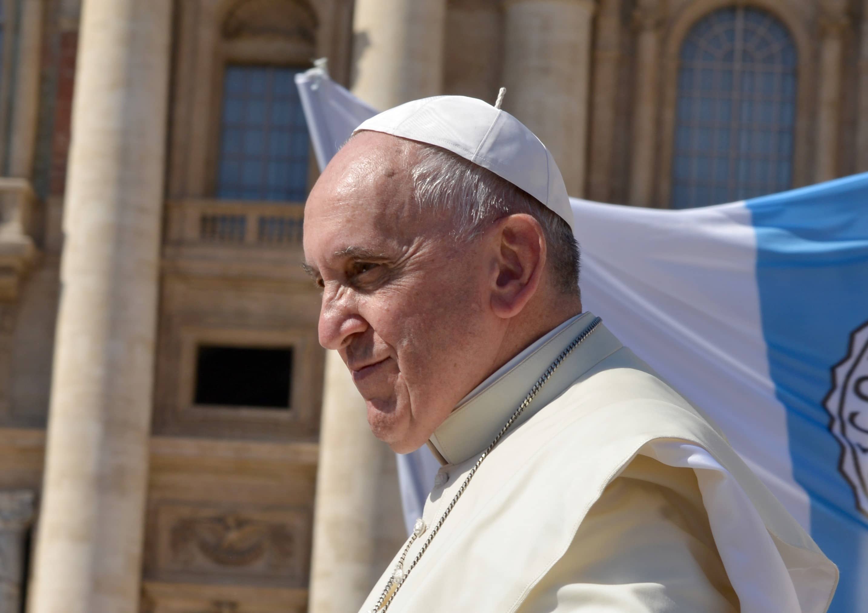 "En el Papa Francisco, la construcción de la paz no es una opción alternativa"