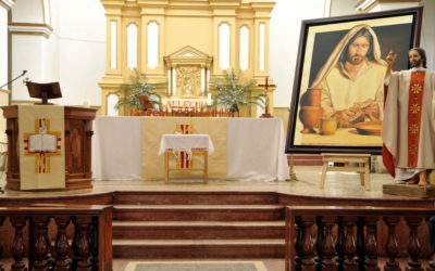 Sacerdocio, Eucaristía, Mandamiento del Amor; los tres regalos del Señor: Semana santa de los crucificados