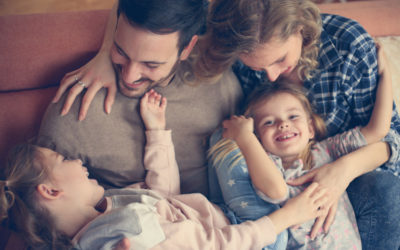 Cómo ser una familia alegre contra viento y marea