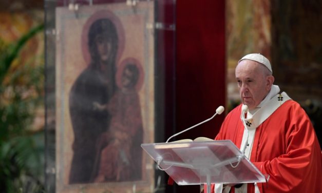 «La vida no sirve, si no se sirve»: Papa Francisco, homilía del Domingo de Ramos