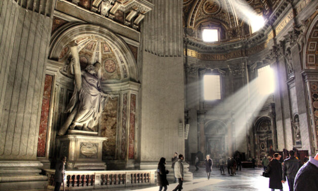 ¿El Vaticano, en bancarrota?