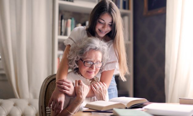 Gerontofobia: ¿Por qué se «normaliza» la violencia contra los ancianos?