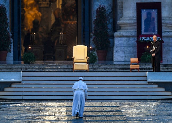 En la pandemia, el Papa Francisco se convierte en líder mundial indiscutido