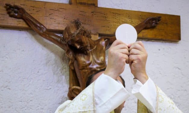 Dios tiene nombre, no es un número