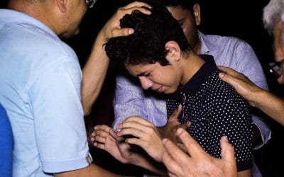 Cómo evangelizar en casa sin morir en el intento