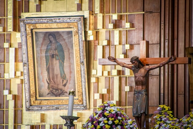 Mexico se consagra a la Virgen de Guadalupe