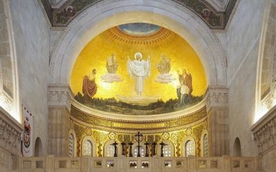 ¿Hacemos tres tiendas o bajamos de la montaña?