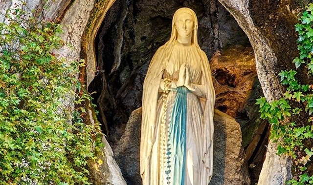 La  increíble historia de la gruta de Lourdes