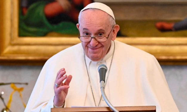 Gobiernos populistas: “paternalistas políticos”, recuerda el Papa Francisco