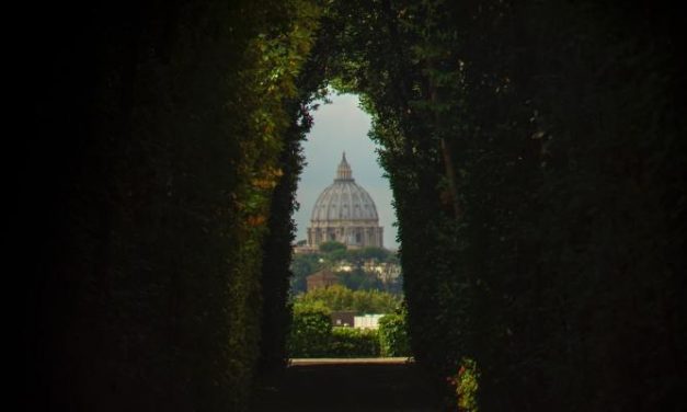El Vaticano tras la decisión de Biden de suspender las patentes de vacunas