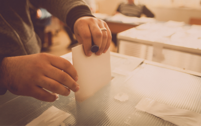 Votar con el corazón de la Morenita, ella nos quiere juntos y en paz.