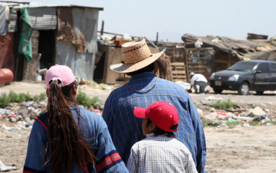 ¿Qué podemos hacer los católicos para que la oscuridad venga a ser luz?