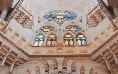 Vacunas: Los cardenales en España predican con palabras…, y con el ejemplo