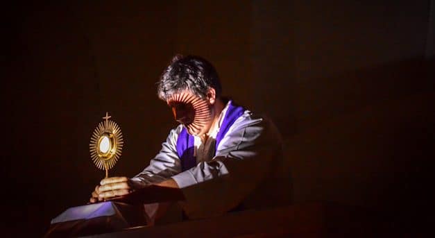 La Iglesia y el mundo necesitan a Jesús Eucaristía