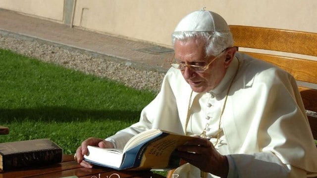 Benedicto XVI ya pidió perdón a los pueblos originarios de Canadá