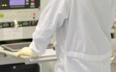 Las vacunas no contienen nanoides ni su nanotecnología causa “micro disfunciones” en el organismo