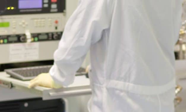 Las vacunas no contienen nanoides ni su nanotecnología causa “micro disfunciones” en el organismo