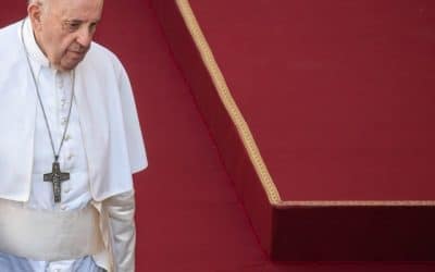 El Papa Francisco lamenta las muertes y consecuencias socioeconómicas de la pandemia