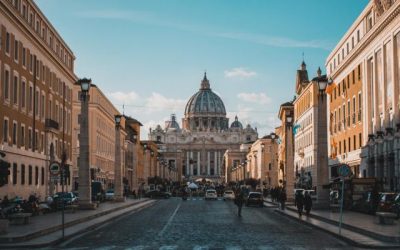 El Vaticano y el Papa adoptan el pase sanitario