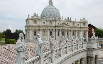 ¿Cómo ayudan el Papa y el Vaticano a los países más afectados por la pandemia?