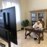 El Papa a los poderosos: “Quiero pedirles en nombre de Dios…”