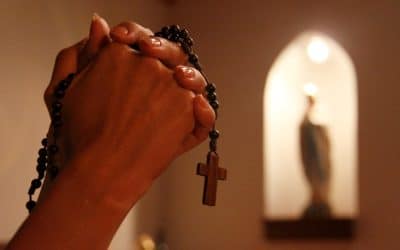 Una invitación a rezar el Rosario este 7 de octubre