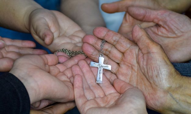Podemos, con la ayuda de Dios