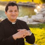 El mal, ataques del maligno, milagros de Dios… - Entrevista al Padre Bernardo Moncada