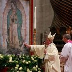 12 de diciembre en el Vaticano con la Virgen de Guadalupe, en torno al Papa, con una consagración continental