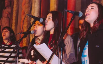 Liturgia inicial: canto y saludo