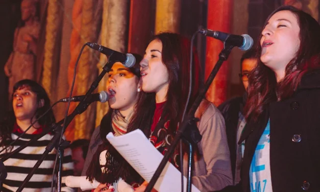 Liturgia inicial: canto y saludo