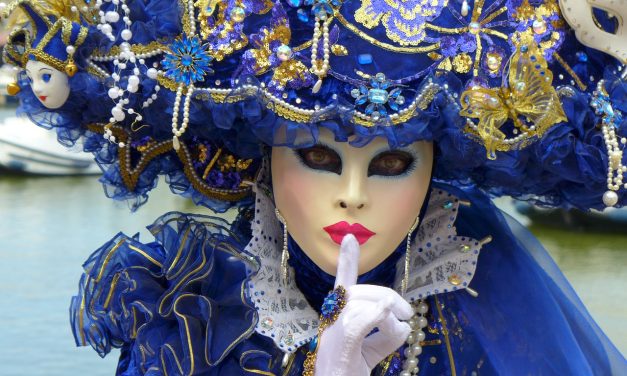 Carnaval del siglo XXI: enmascarando las injusticias y la discriminación