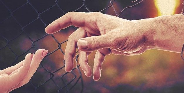 El que juzga sin caridad, es porque vive sin amor (Podcast)