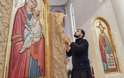 Ucrania: De adolescente reconstruyó el monasterio, ahora quiere reconstruir su país