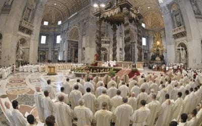 El Papa en la Misa Crismal: Un sacerdote mundano es un pagano clericalizado