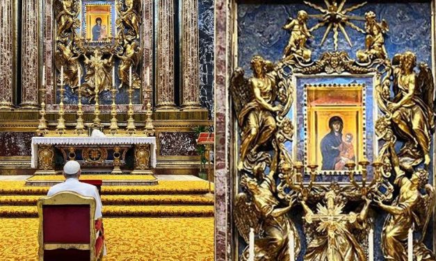 El Papa Francisco presidirá el Rosario por la Paz el 31 de mayo