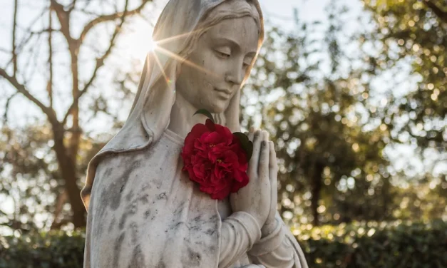 ¿Por qué mayo está dedicado a la Virgen?