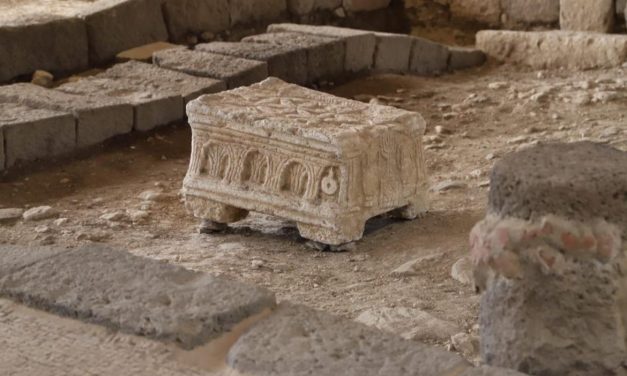 La piedra de Magdala vuelve a casa