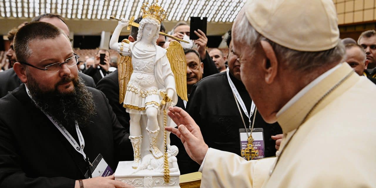 Una reflexión del Papa Francisco para la fiesta de los Arcángeles