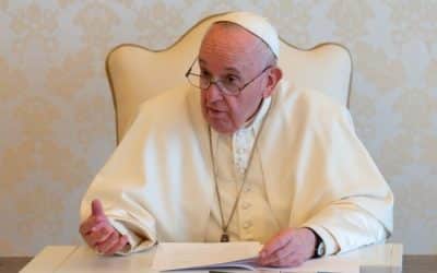 Francisco a CNN: Las mujeres en la Curia no son una moda sino un acto de justicia