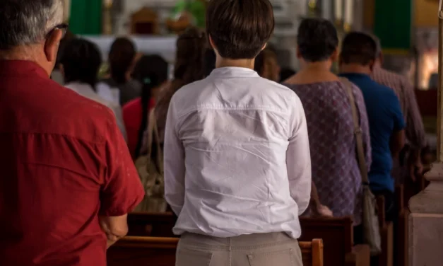 Católicos con olor a sacristía