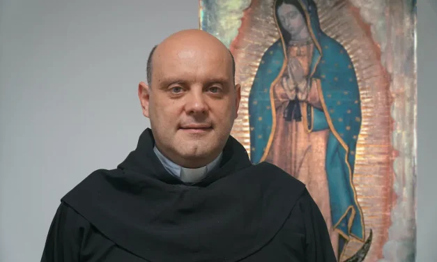 Mons. Francisco Javier Acero: la sociedad necesita “cariñoterapia”