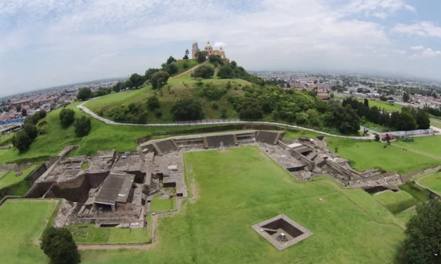Tres centros ceremoniales: Tula, Cholula y Tenayuca