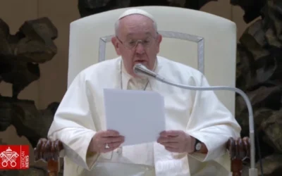 Oración y agradecimiento por Benedicto en la Basílica de San Pedro