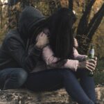 female-alcoholism-2847443_1280