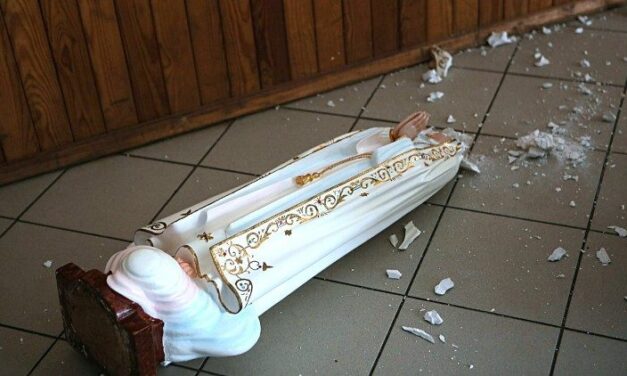El seminario destruido que se convirtió en un frente de esperanza