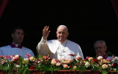 El Papa: Cristo ha resucitado. Jesús, el Viviente está con nosotros para siempre