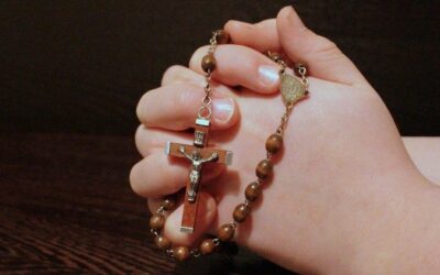 El Papa: El diablo busca el fracaso del hombre, pero no puede si hay oración