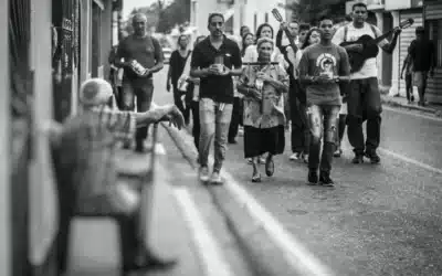 Solo el que está con Jesús puede llevar el Evangelio